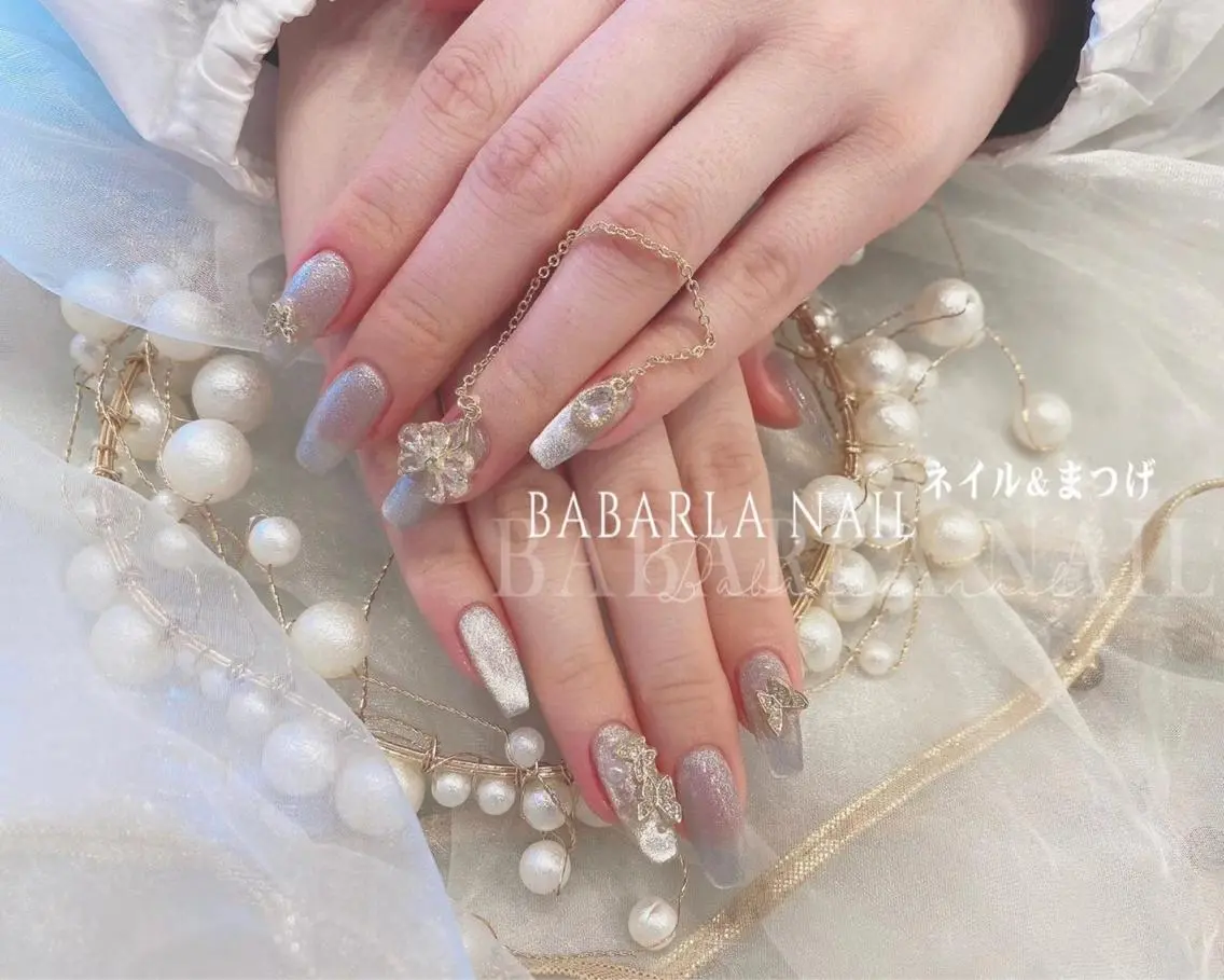 ネイル ゴージャス シンプルネイル Babarla Nailのネイルデザイン
