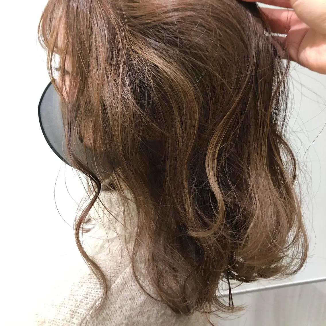 セミロング ハイライト 透明感カラー🩵 mioのヘアスタイル