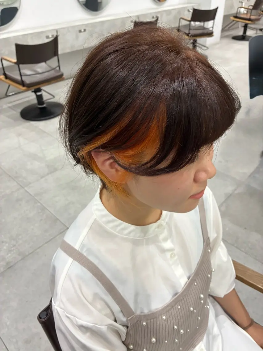 イヤリングカラー🌈【ブリーチ込み】+全体カラー+TOKIOトリートメント付き🌈の写真