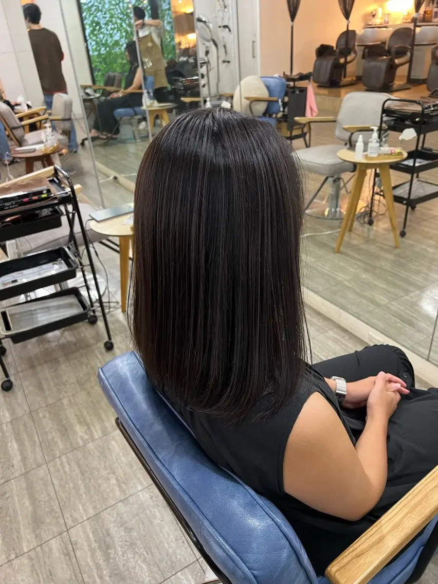 ミディアム カラー 韓国風 くすみカラー パーマKOUKIのヘアスタイル