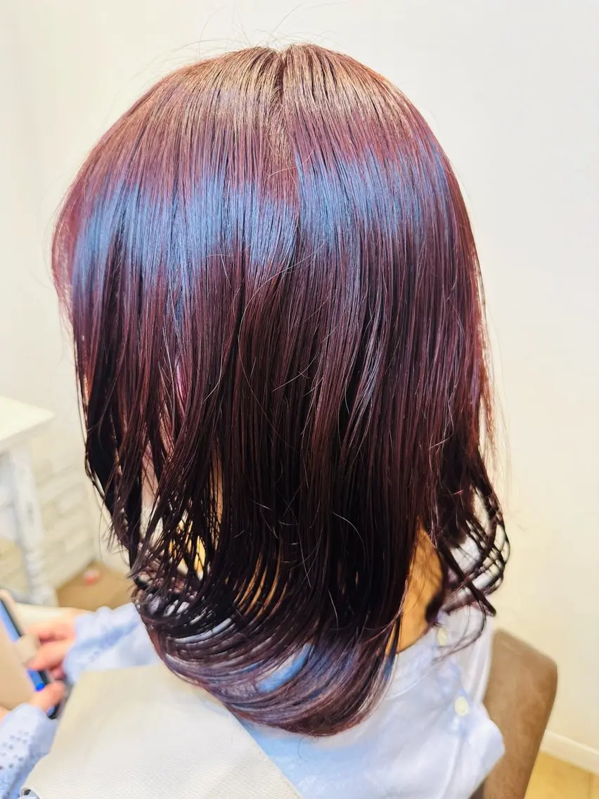 ミディアム カラー カシス ピンクカラー BANDE 水崎 悟のヘアスタイル
