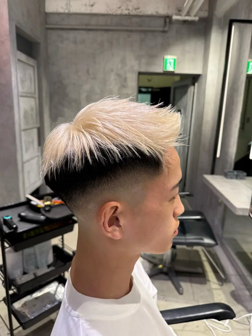 ショート メンズ ミヤモト ダイキのヘアスタイル