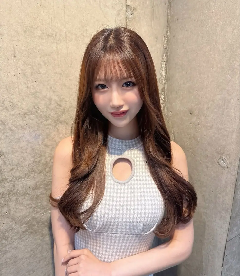 ロング カラー ブリーチ デザインカラー イヤリングカラー ハイライトカラー ハイライト カット ヘアカラー トリートメント ヘッドスパ 野口 秀人 🫧髪質改善🫧のヘアスタイル