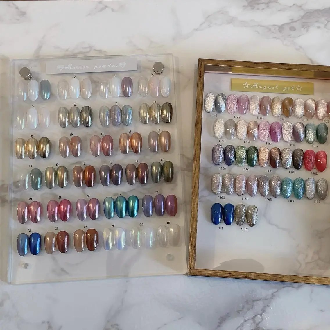 ネイル ジェルネイル マグネットネイル atelier chic+のネイルデザイン