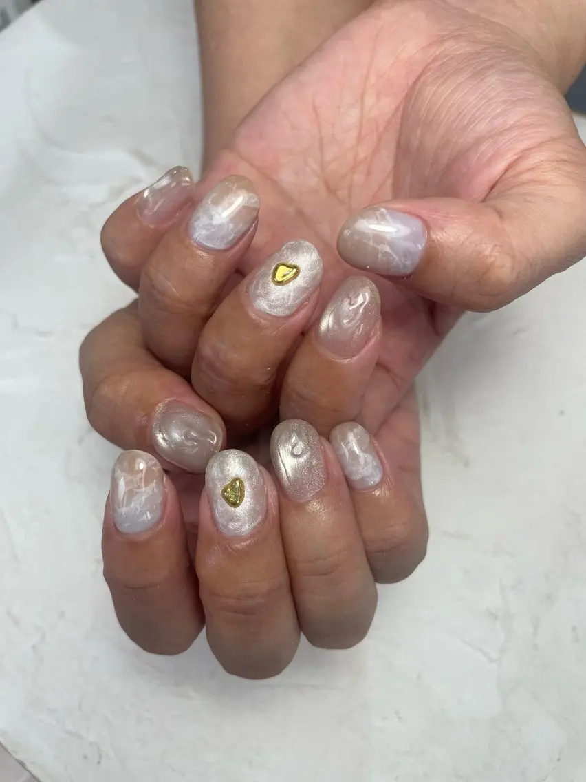 ネイル シンプルネイル ハンドネイル chipieee naokaのネイルデザイン