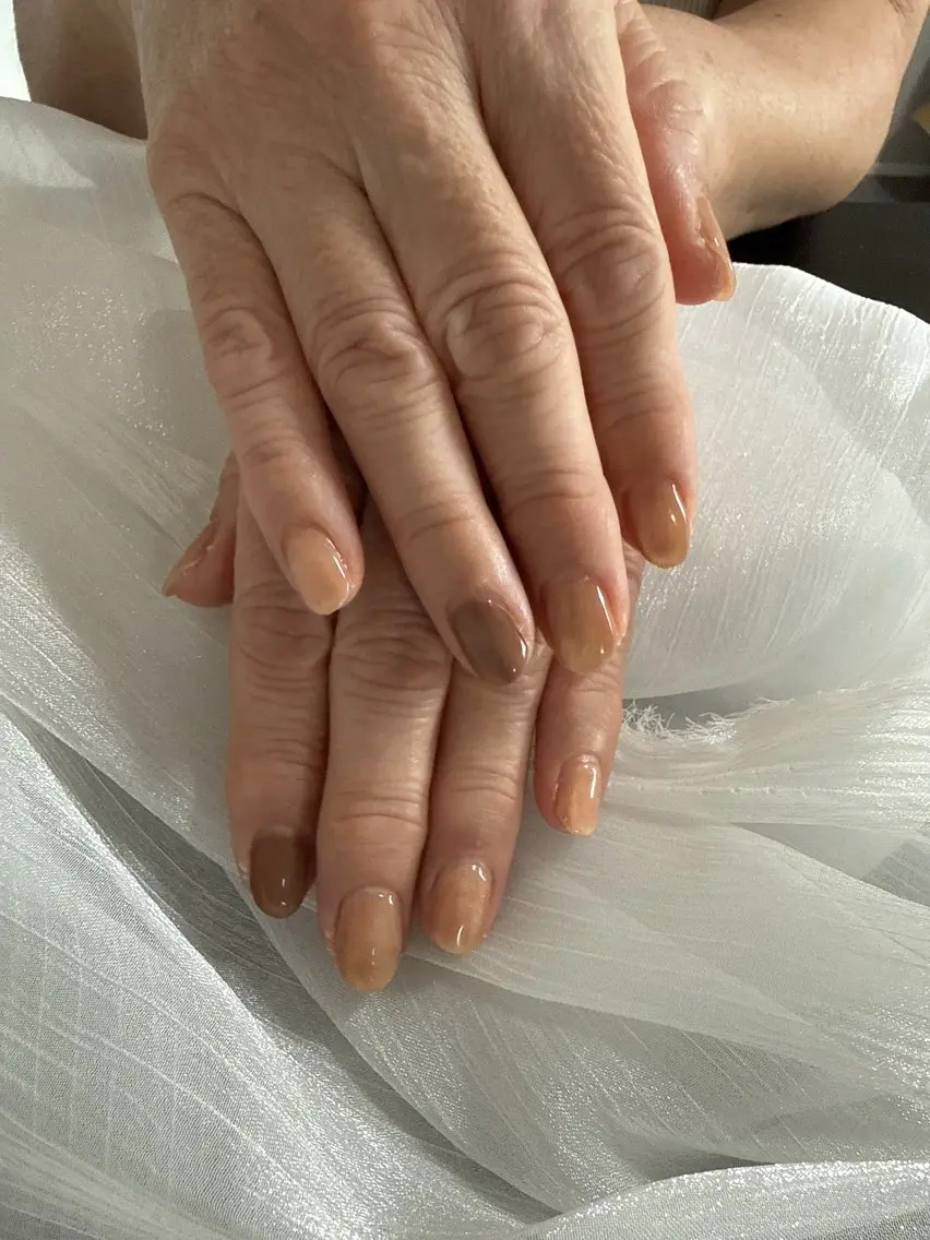 ネイル シンプルネイル ハンドネイル Nailroom Hのネイルデザイン