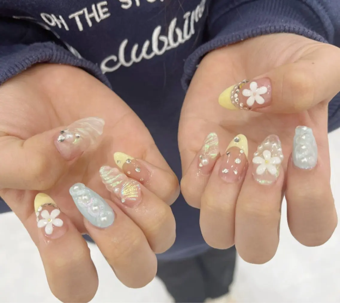 ネイル 長さ出し フットネイル ジェルネイル 韓国ネイル マグネットネイル #Amin nail salonのネイルデザイン