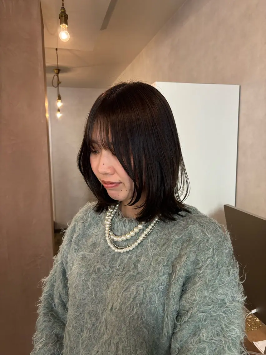 ミディアム カット トリートメント モエカ -YUCCA-のヘアスタイル