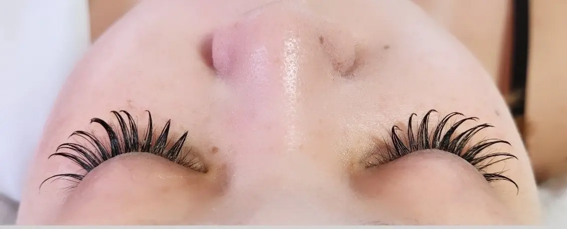 マツエク・マツパ 束感まつ毛 SAKI　 eyelashのマツエク・マツパデザイン