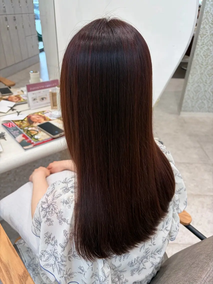 ロング カラー ヘアカラー 志村 梨帆のヘアスタイル