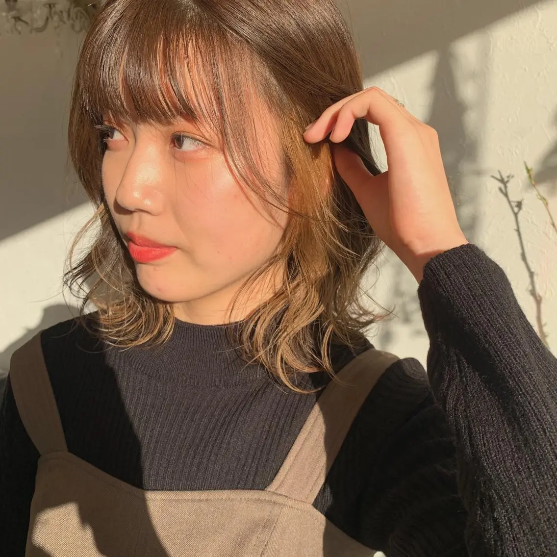 ミディアム カラー イヤリングカラー ヘアカラー m ā l o.🌷 サカモトマイコのヘアスタイル