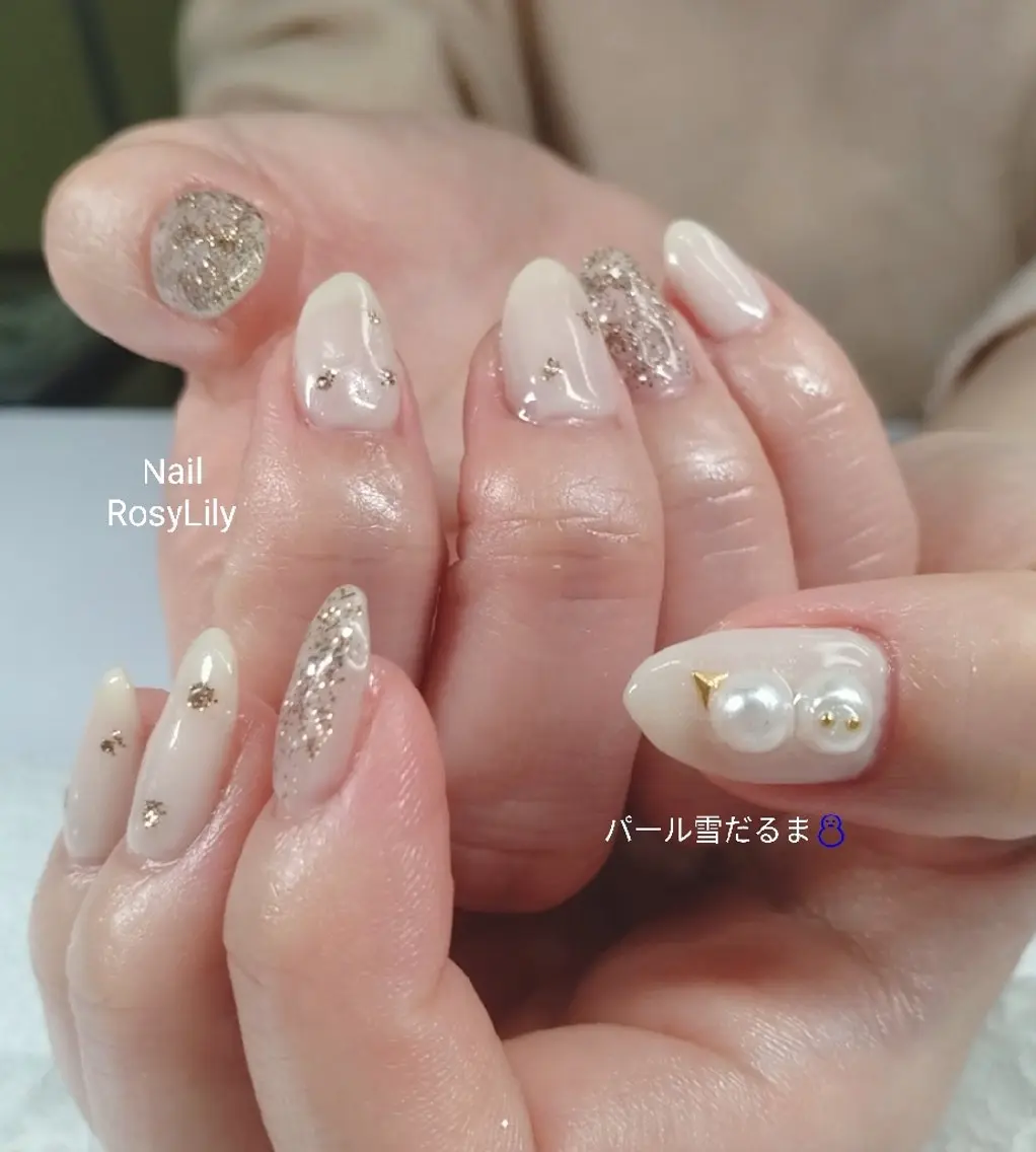 ネイル オフィスネイル 冬ネイル クリスマス プライベートサロン Rosy Lilyのネイルデザイン
