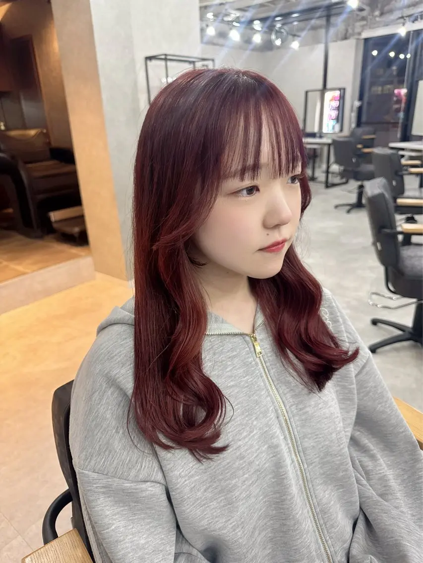 ロング カラー アッシュ アッシュブラウン ベージュカラー 黒髪 ブリーチ 赤み無し柔らかカラー 【梅田】madokaのヘアスタイル