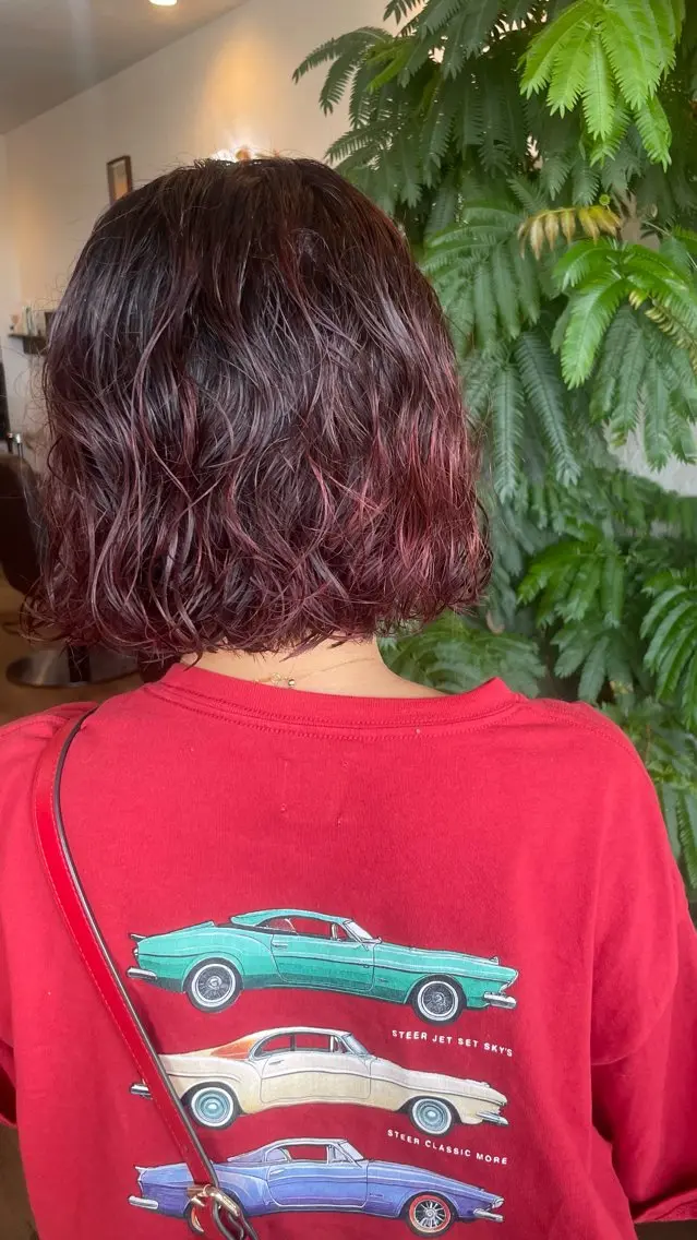 カラー グラデーションカラー 青木 紗耶のヘアスタイル