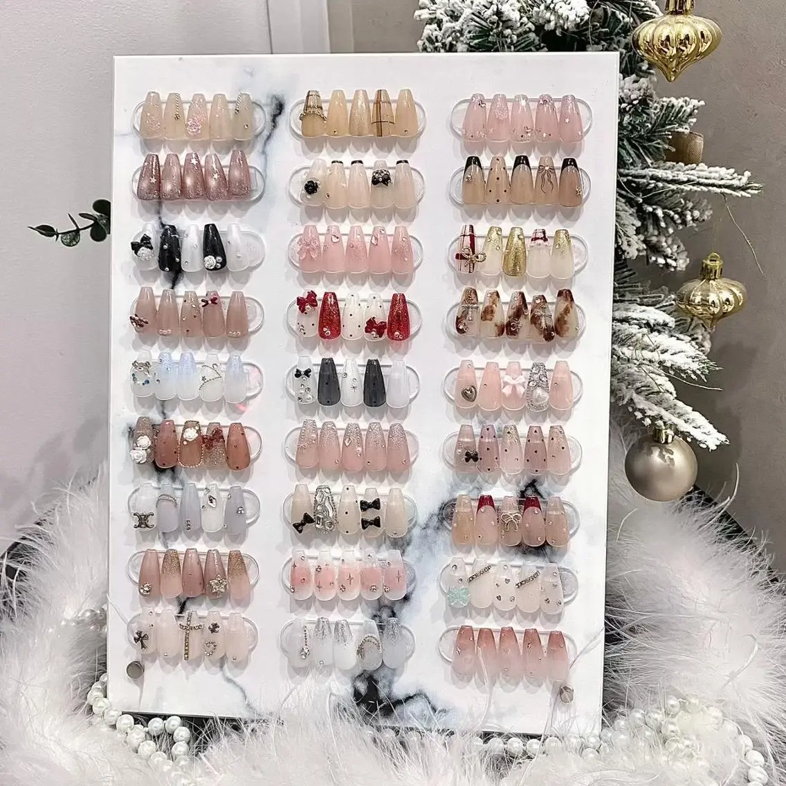 ネイル アートネイル フラッシュネイル フレンチネイル ジェルネイル ガラスフレンチ M2 BEAUTY Rikaのネイルデザイン