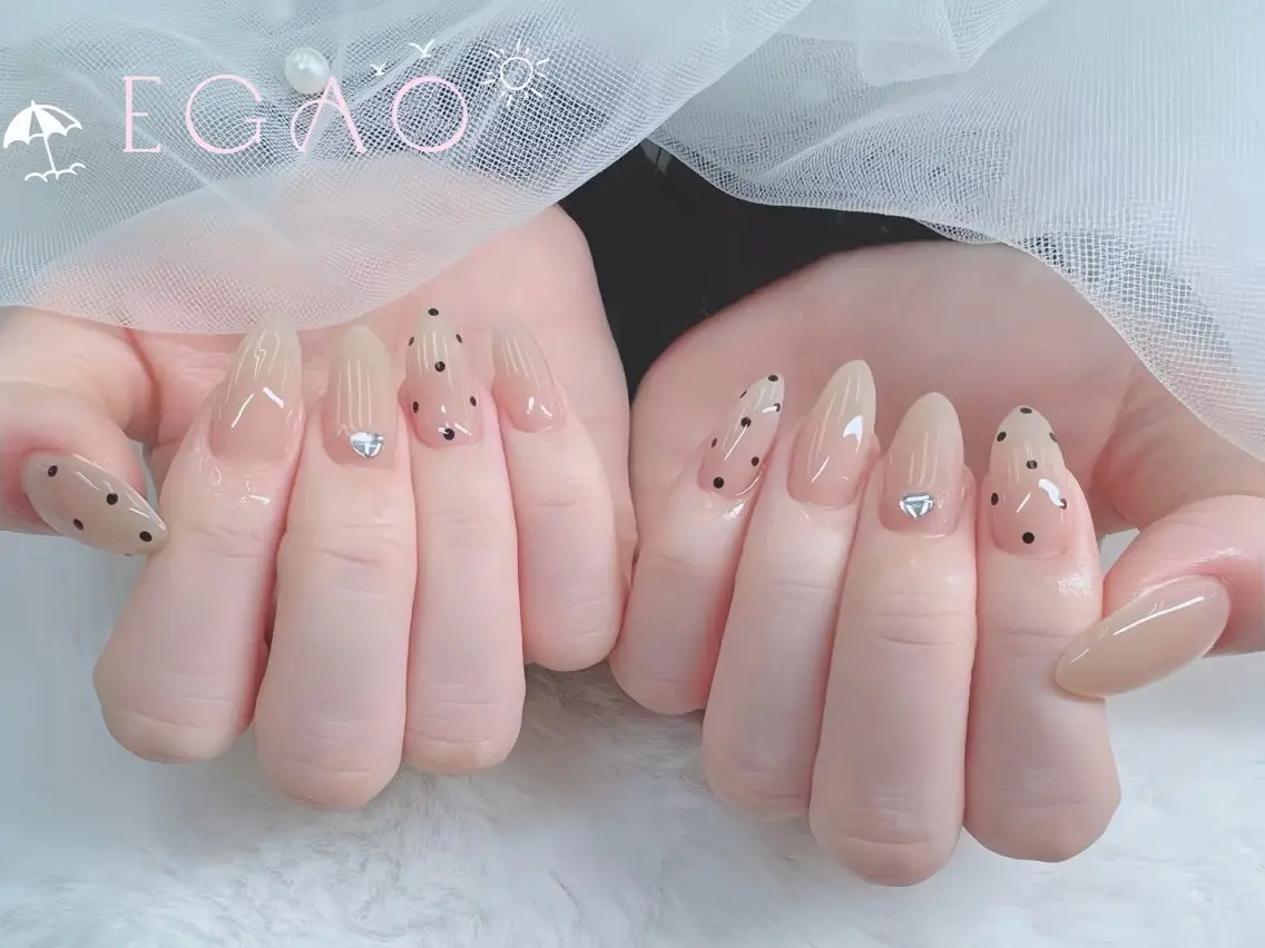 ネイル アートネイル フットネイル フレンチネイル ジェルネイル グラデーション ハンドネイル EGAO NAIL 錦糸町店のネイルデザイン