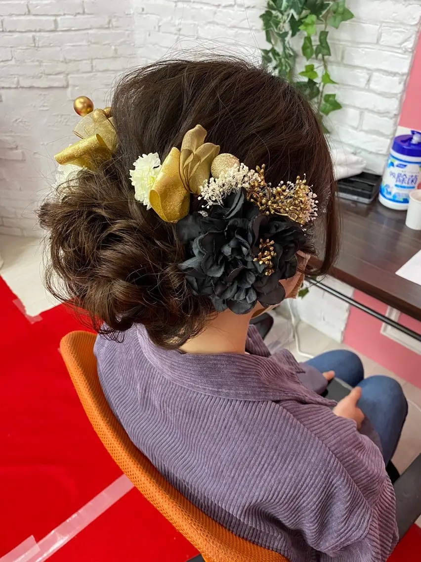 ロング ヘアアレンジ ヘアセット 🌈髪質改善🌈 過去の1艶サラ体験✨のヘアスタイル