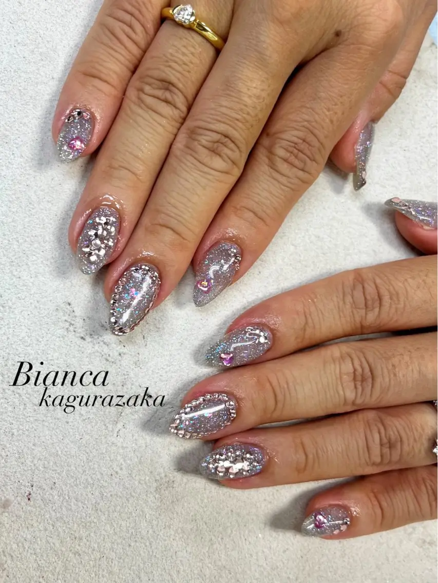 ネイル BIANCA市ヶ谷店 TSUMITAのネイルデザイン