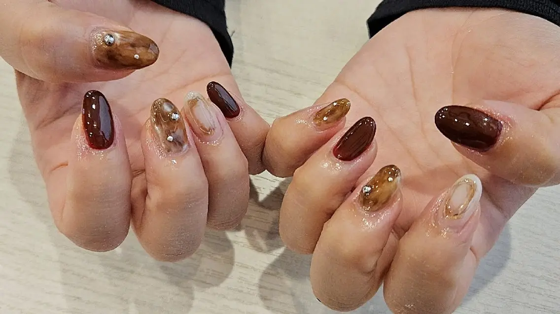 ネイル ハンドネイル 関口 友菜のヘアスタイル