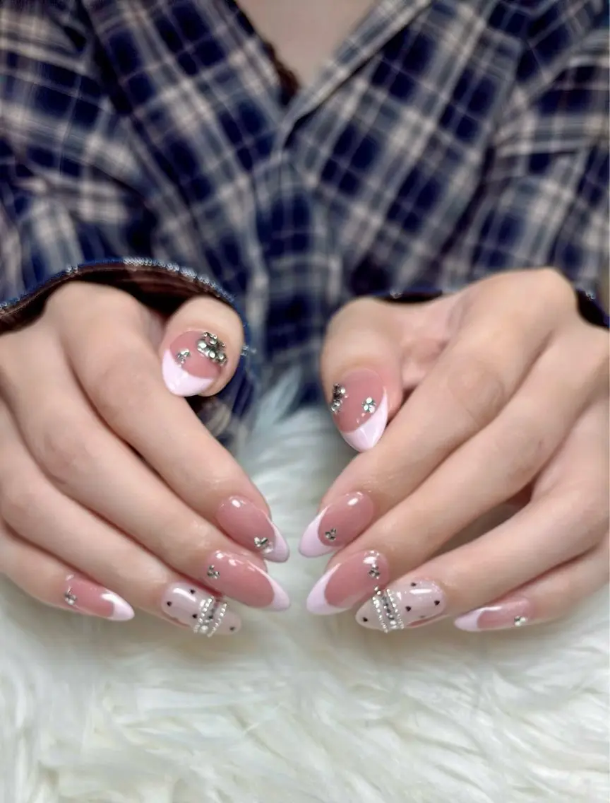 ネイル ハンドネイル Swan Nail Salonのネイルデザイン