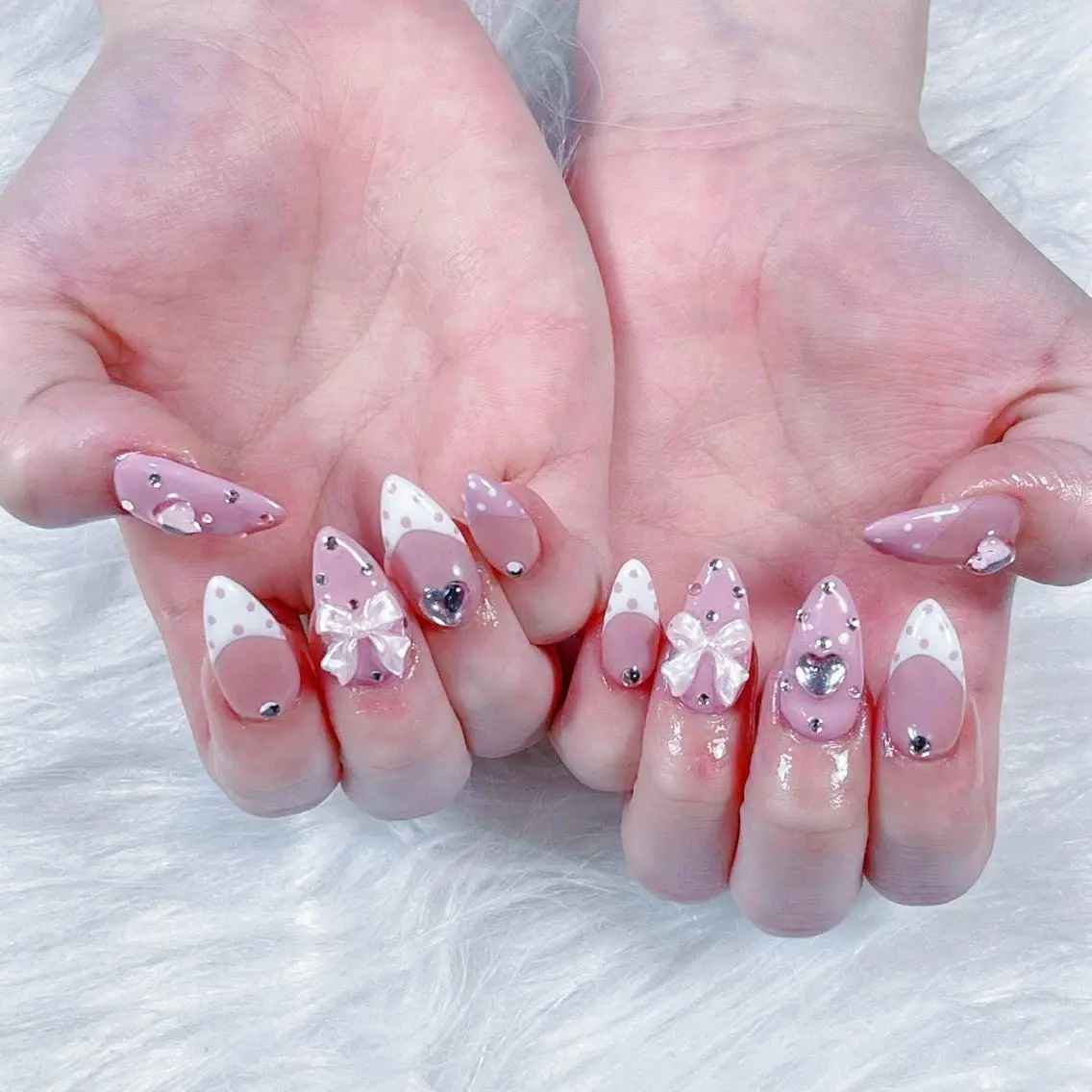 ネイル Hin Hana Nailのネイルデザイン