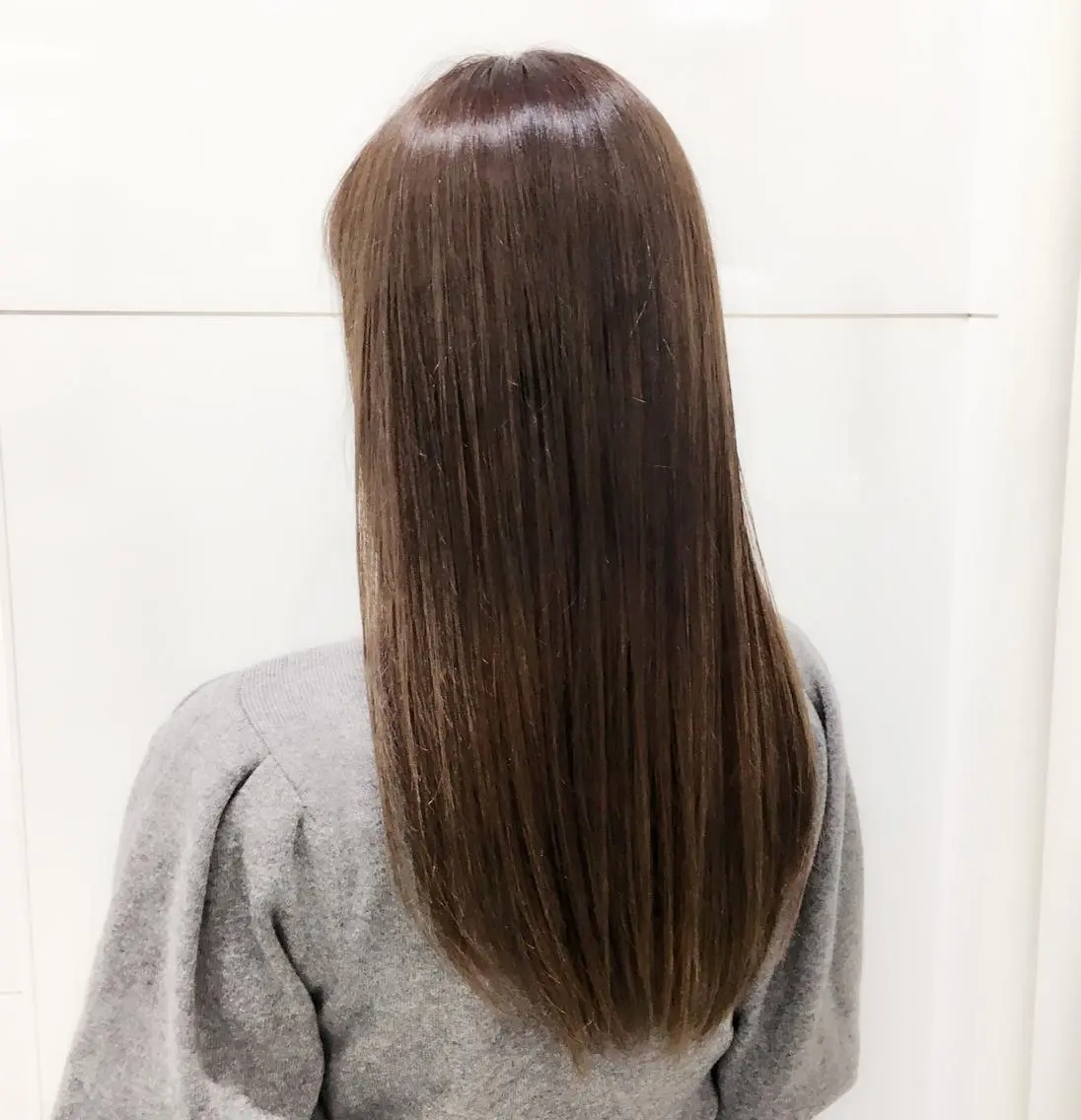 ロング パーマ ストレートパーマ 趙 英来のヘアスタイル