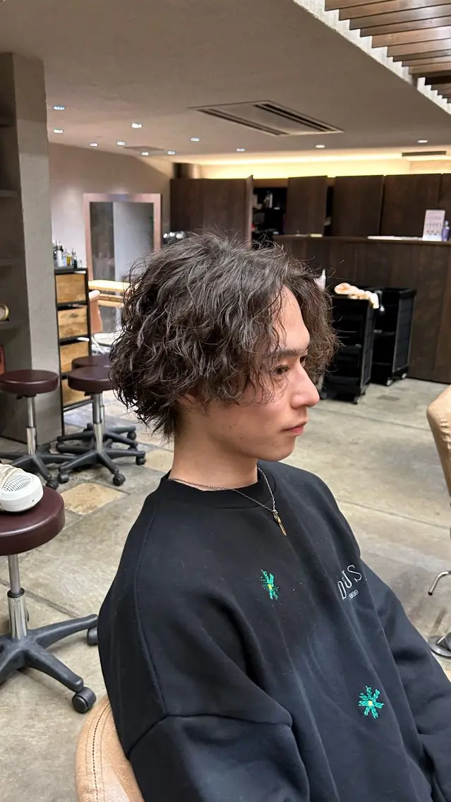 パーマ メンズ メンズパーマ ツイストスパイラルパーマ スパイラルパーマ カット パーマ トリートメント 畑中 希望のヘアスタイル