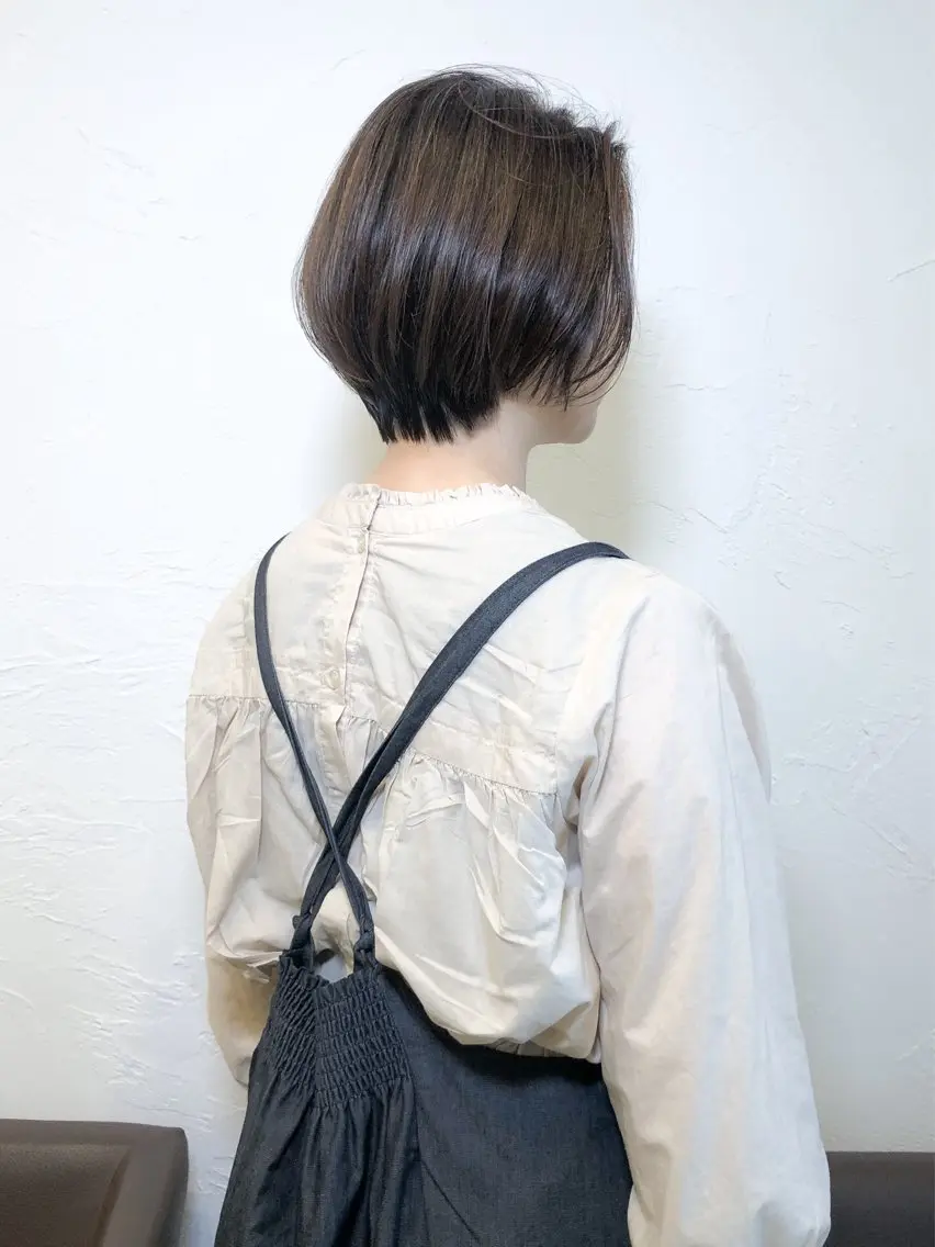 ショート WILLOW 京橋のヘアスタイル