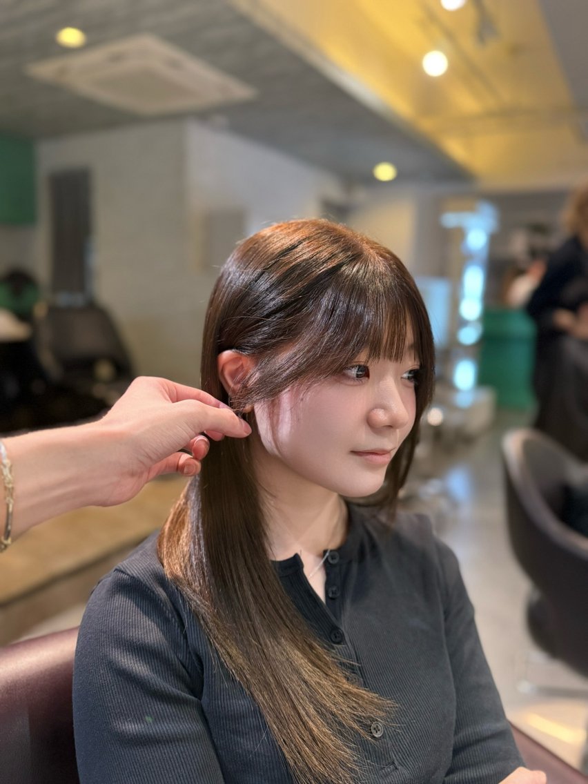 セミロング カラー おくれ毛 カット ヘアカラー トリートメント 縮毛矯正/暗艶カラー /レイヤー/珠羽のヘアスタイル