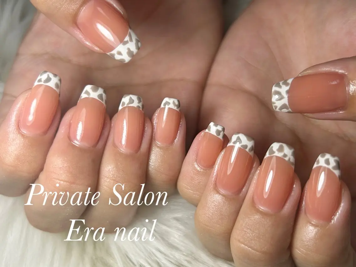 ネイル アニマル柄 フレンチネイル ハンドネイル Era nailのネイルデザイン