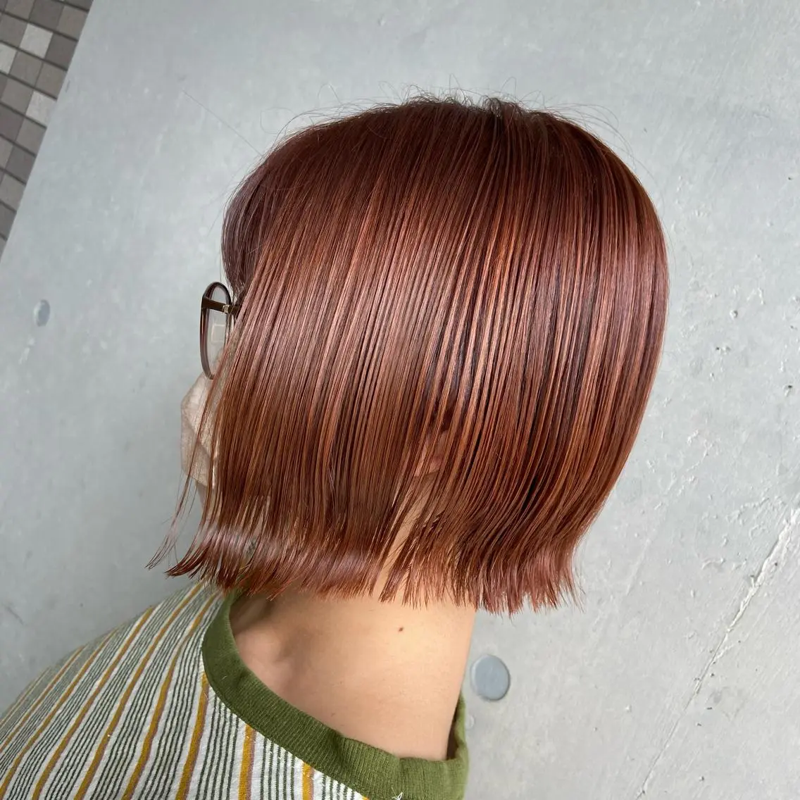 ショート カラー ブリーチ ブリーチなしカラー オレンジ ボブ 外ハネヘア 💜推しインナー カラー/菊池柊真💜のヘアスタイル