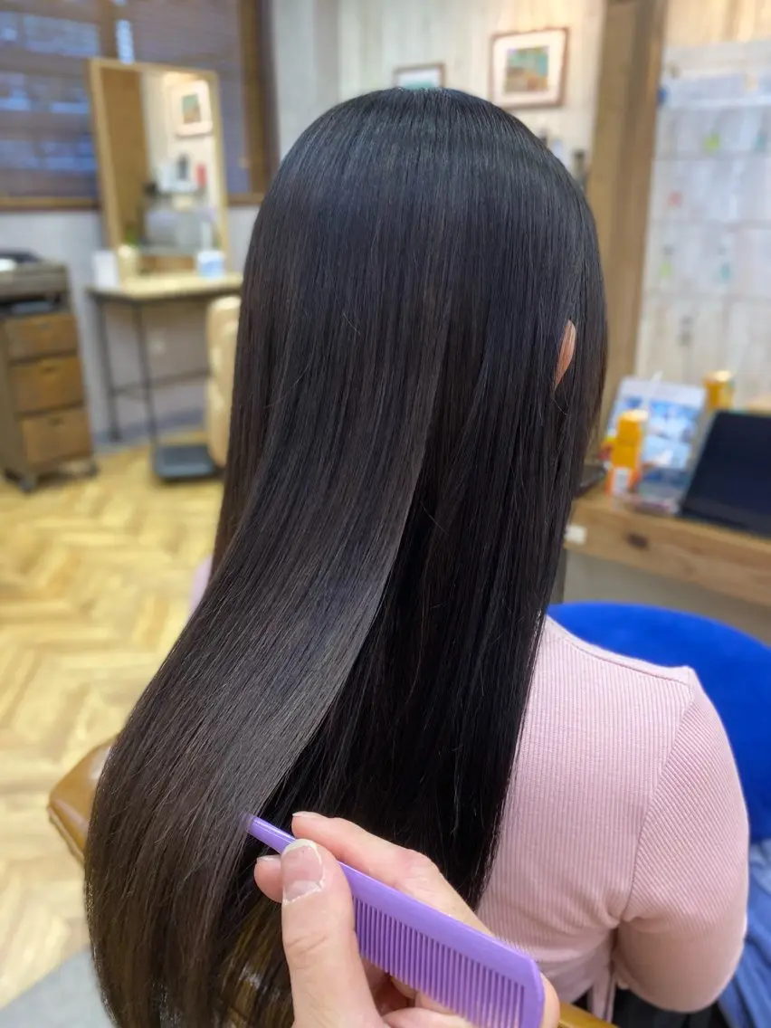 【レディース限定】カット+縮毛矯正+トリートメントの写真