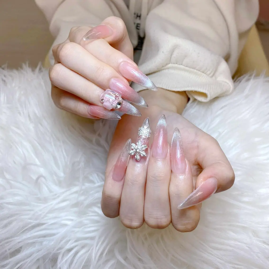 ネイル ANH ゴテゴテネイルサロンのネイルデザイン