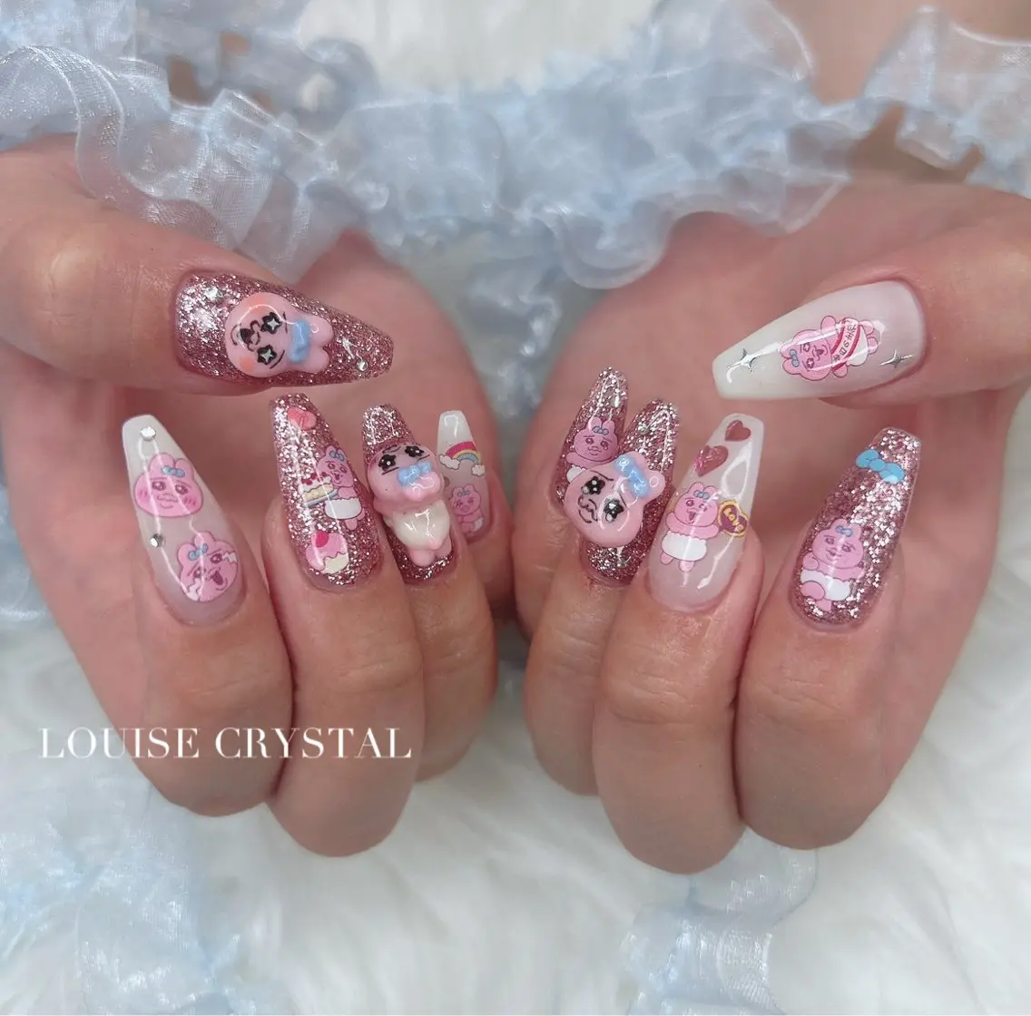 ネイル ハンドネイル LOUISE CRYSTALのネイルデザイン