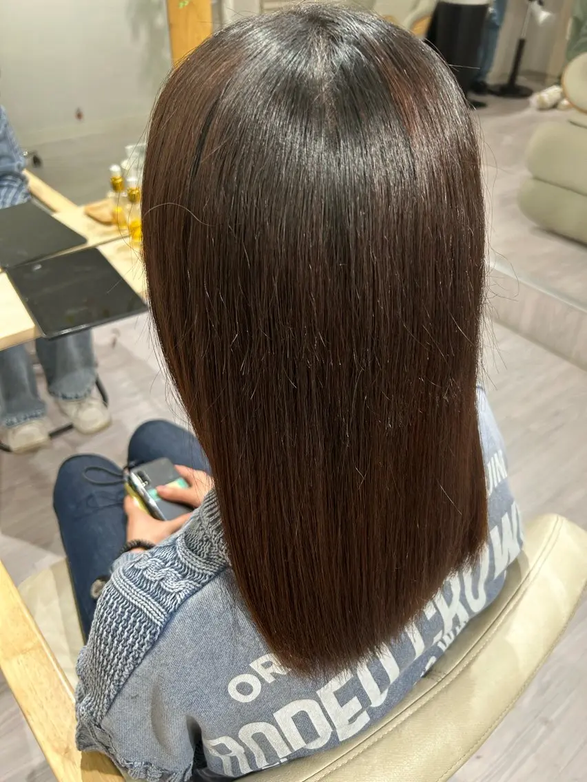 ミディアム 💙まこと💙艶 カラー(Rico)のヘアスタイル