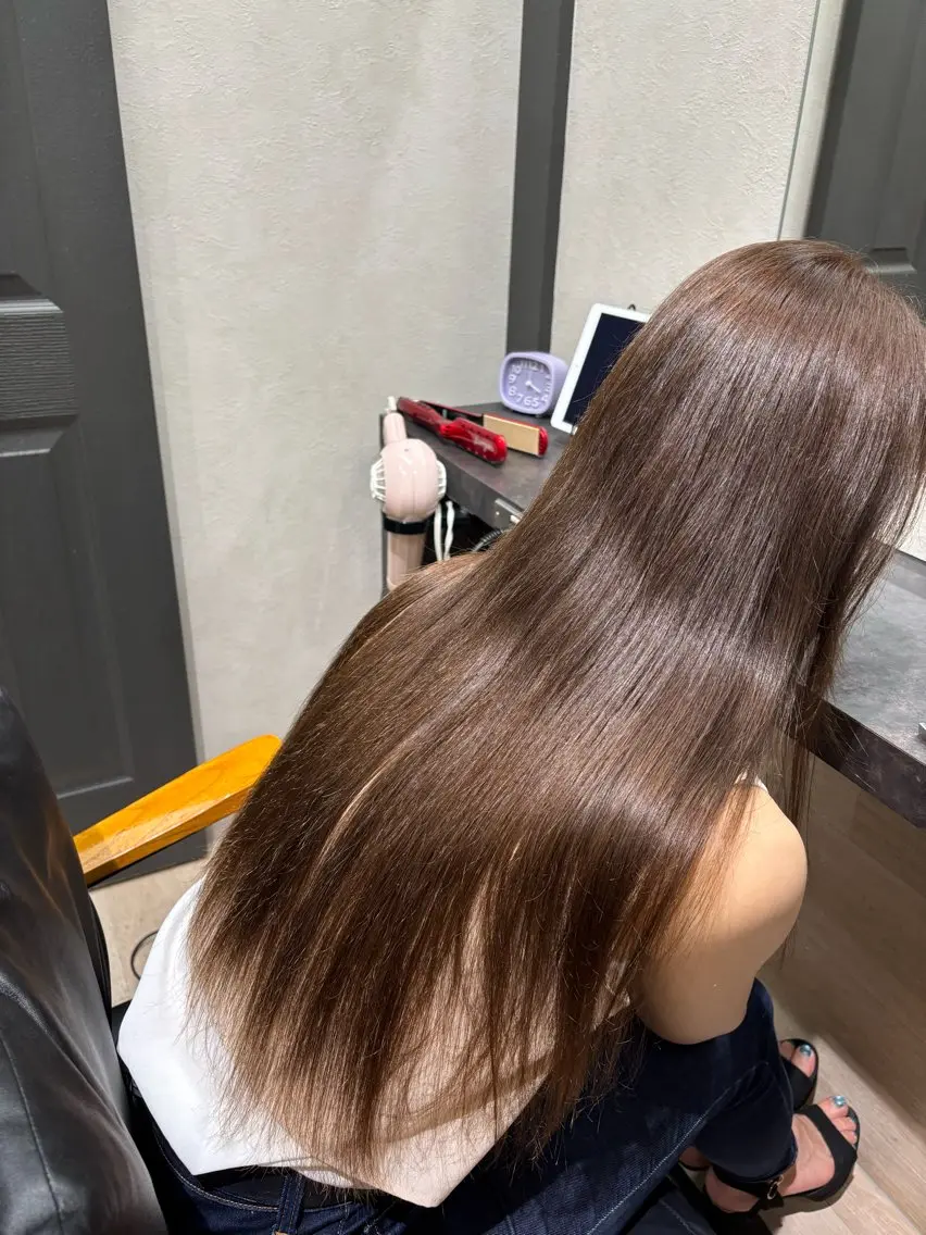 ロング カラー ベージュカラー ヘアカラー 山本 あゆみのエステ・リラクイメージ