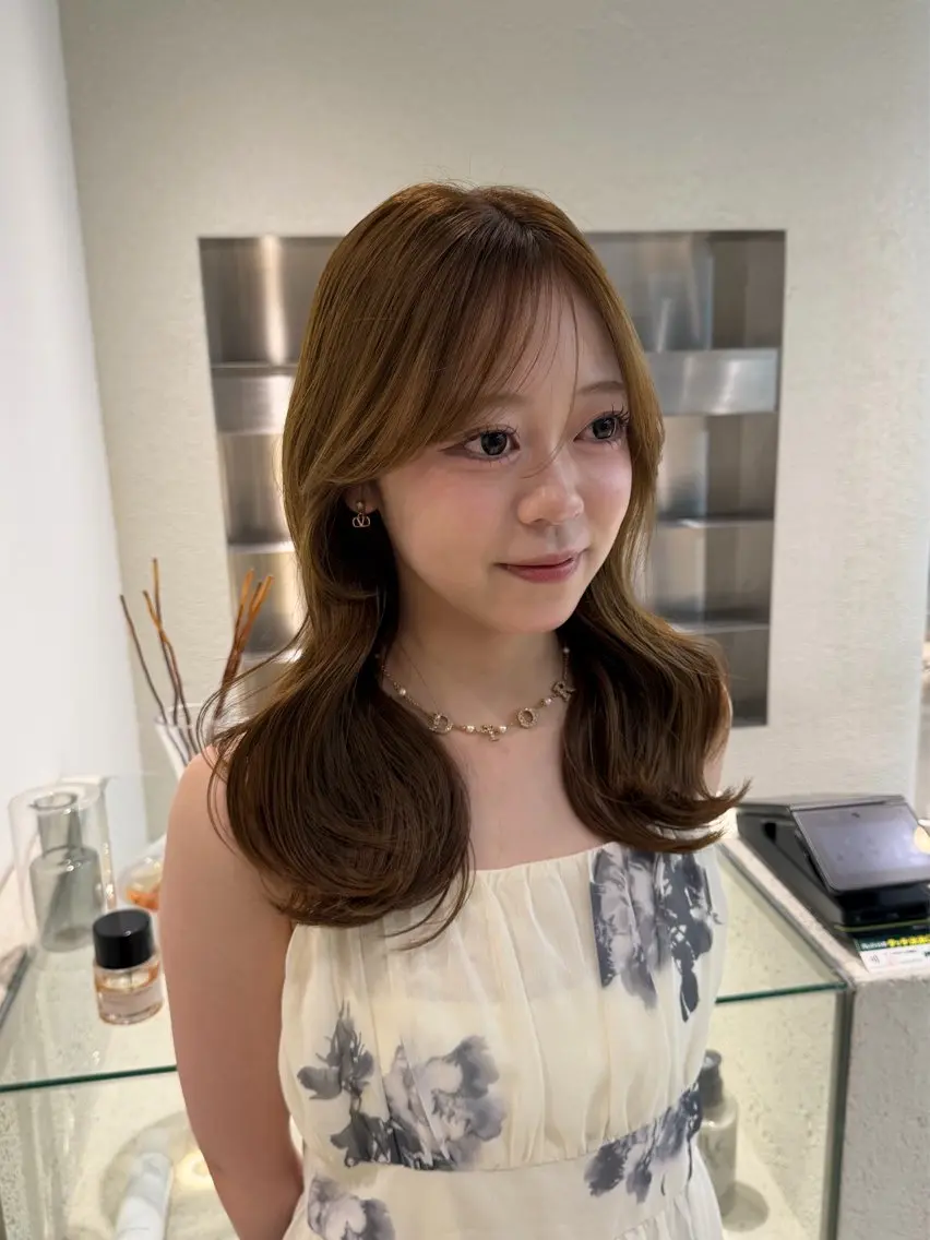 セミロング 芝 﨑のヘアスタイル
