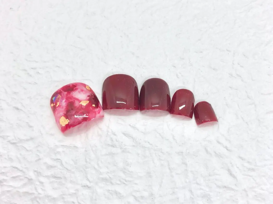 ネイル ボルドー ニュアンスネイル TRAM-nail moriizumiのネイルデザイン