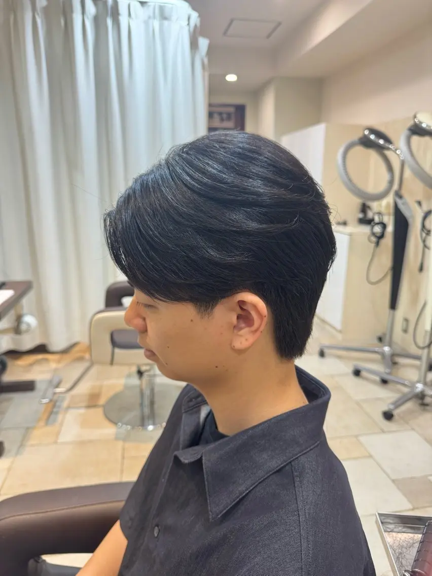メンズ カット 縮毛矯正 パーマ／縮毛矯正/ 店長 ・村田伊吹のヘアスタイル