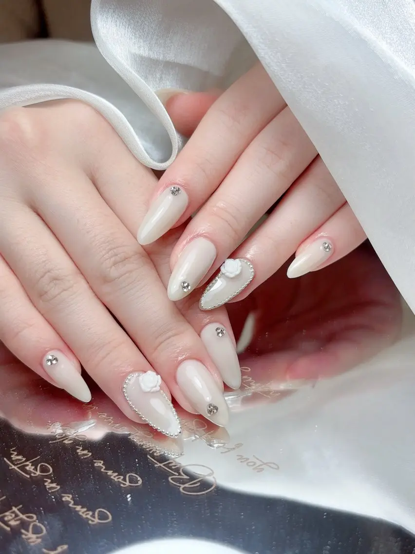 ネイル ハンドネイル M🌷nail 長さだし専門店のネイルデザイン