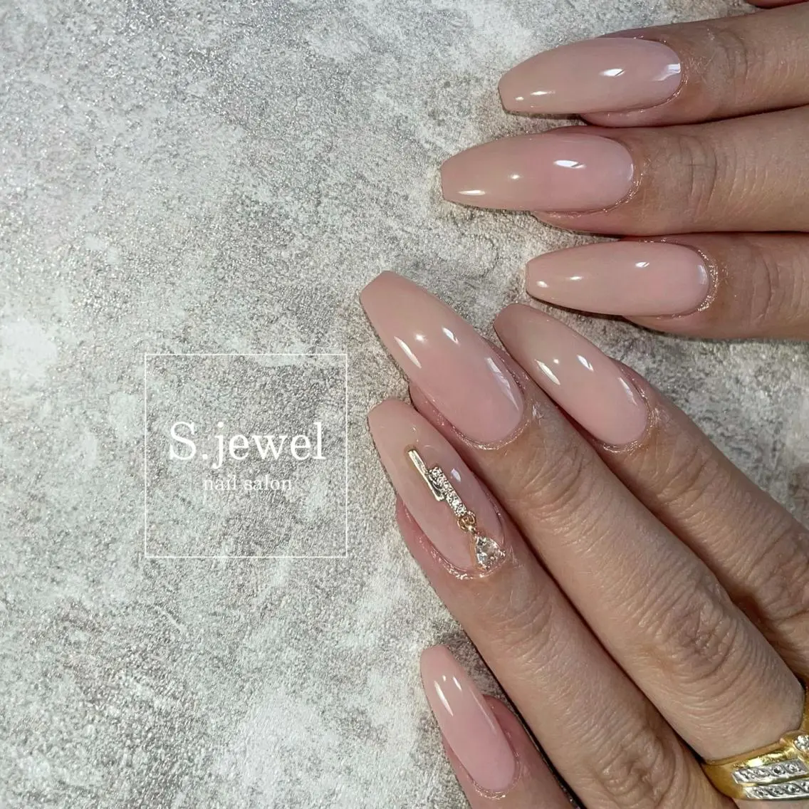 ネイル S. JEWELのネイルデザイン