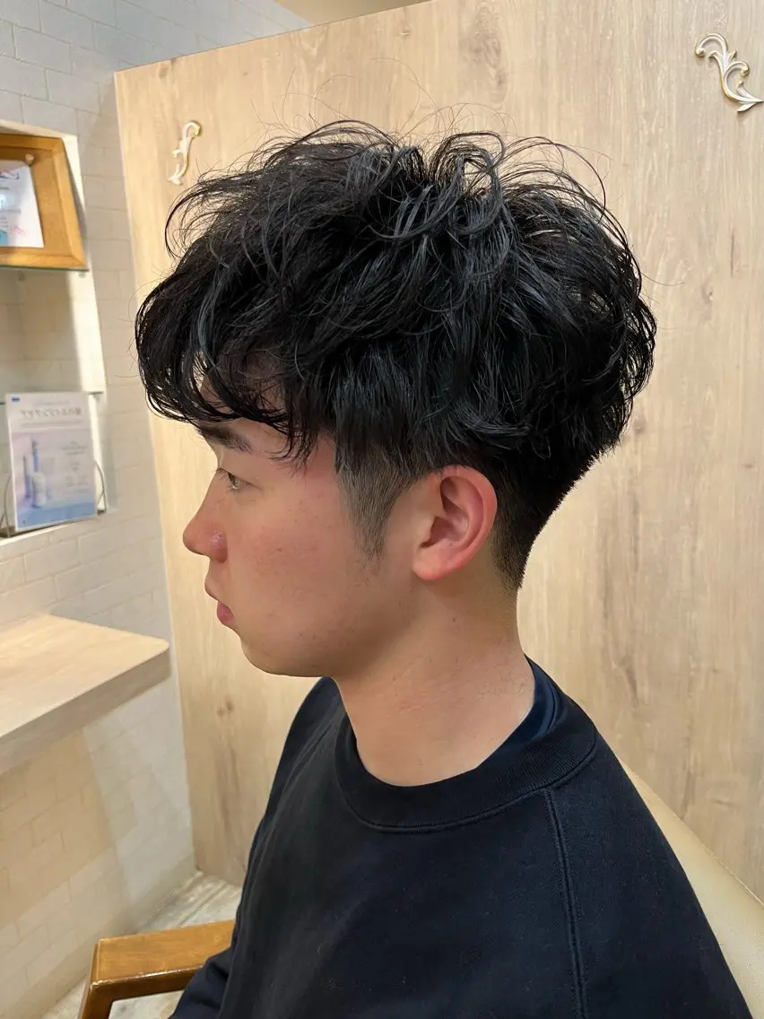 ショート パーマ メンズ カット パーマ 宮嶋 勇輔のヘアスタイル