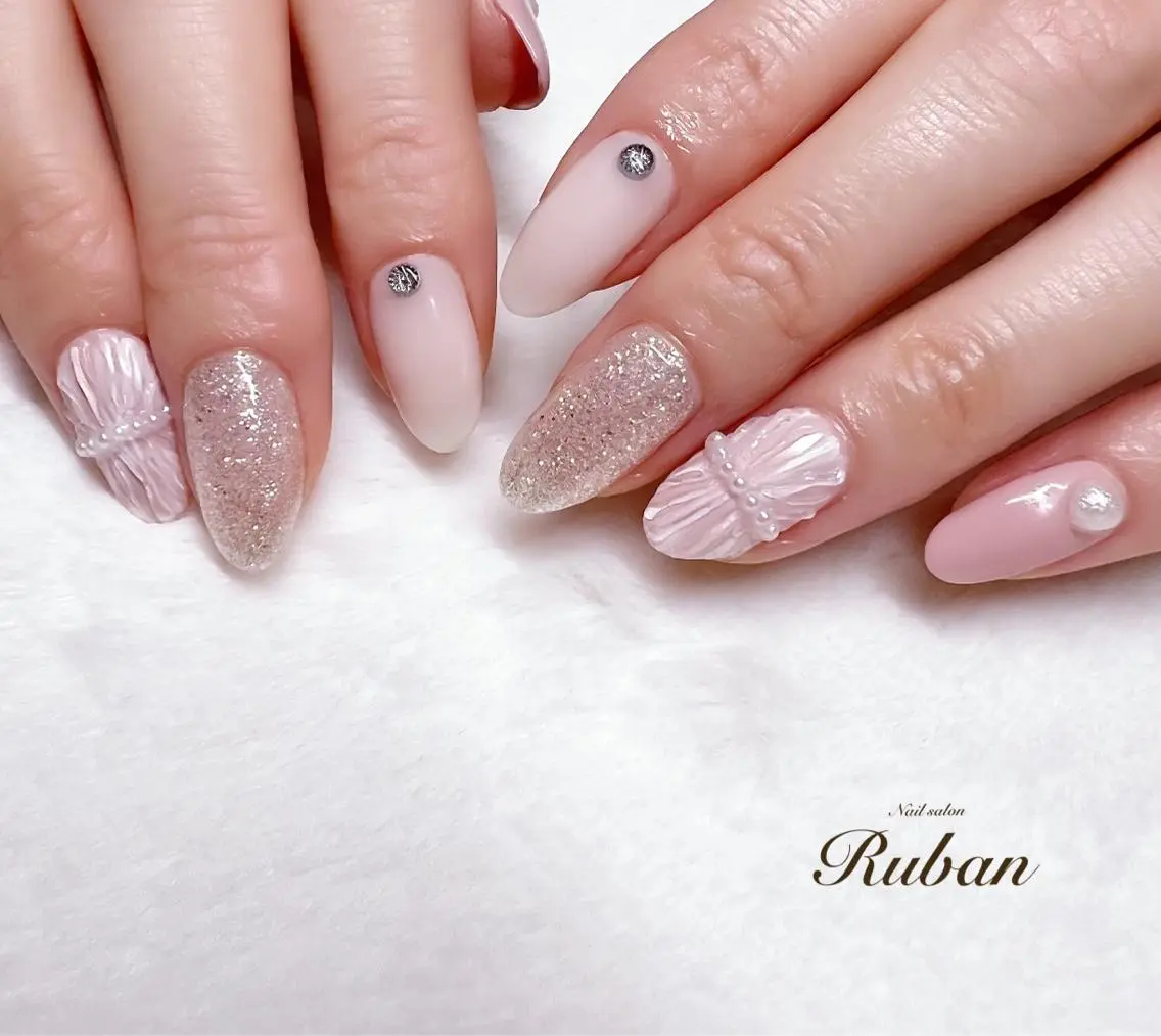 ネイル 成人式 ピンク 冬ネイル クリスマス Nail salon Rubanのネイルデザイン