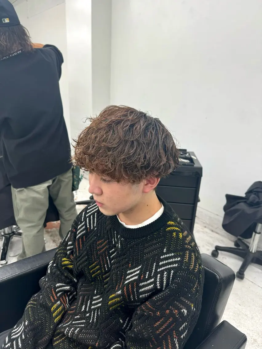 ショート パーマ メンズ 波巻きパーマ 柏メンズカットパーマ NO.1タイチのヘアスタイル