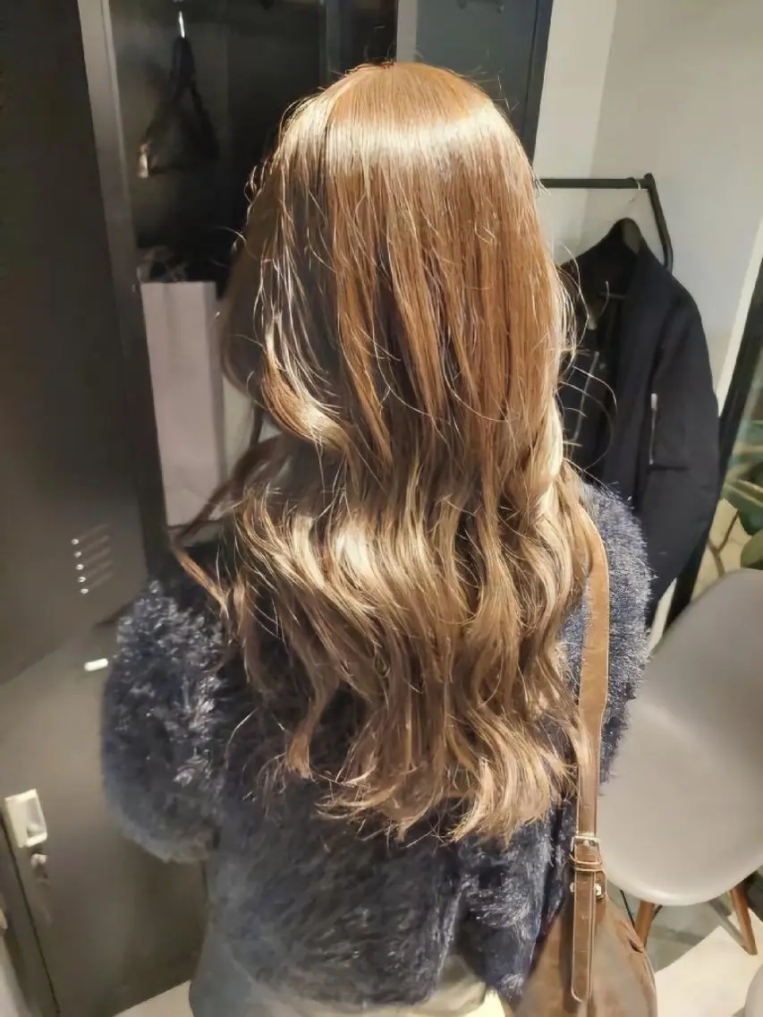 ロング カラー ベージュカラー オリーブベージュ ヘアセット Kazuma/大名/ ブリーチ、縮毛募集中のヘアスタイル