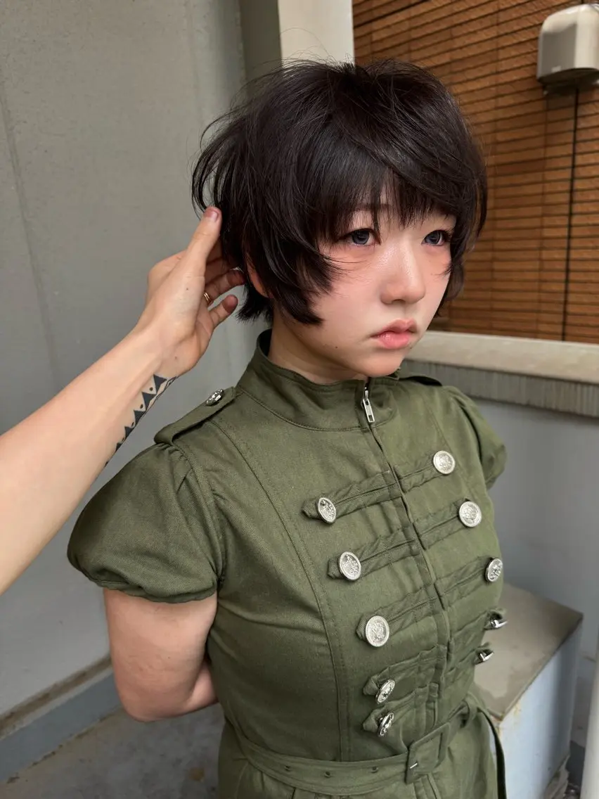 ショート カラー カット ヘアカラー トリートメント ブリーチ🫴 ボブ✍️レイヤーのヘアスタイル