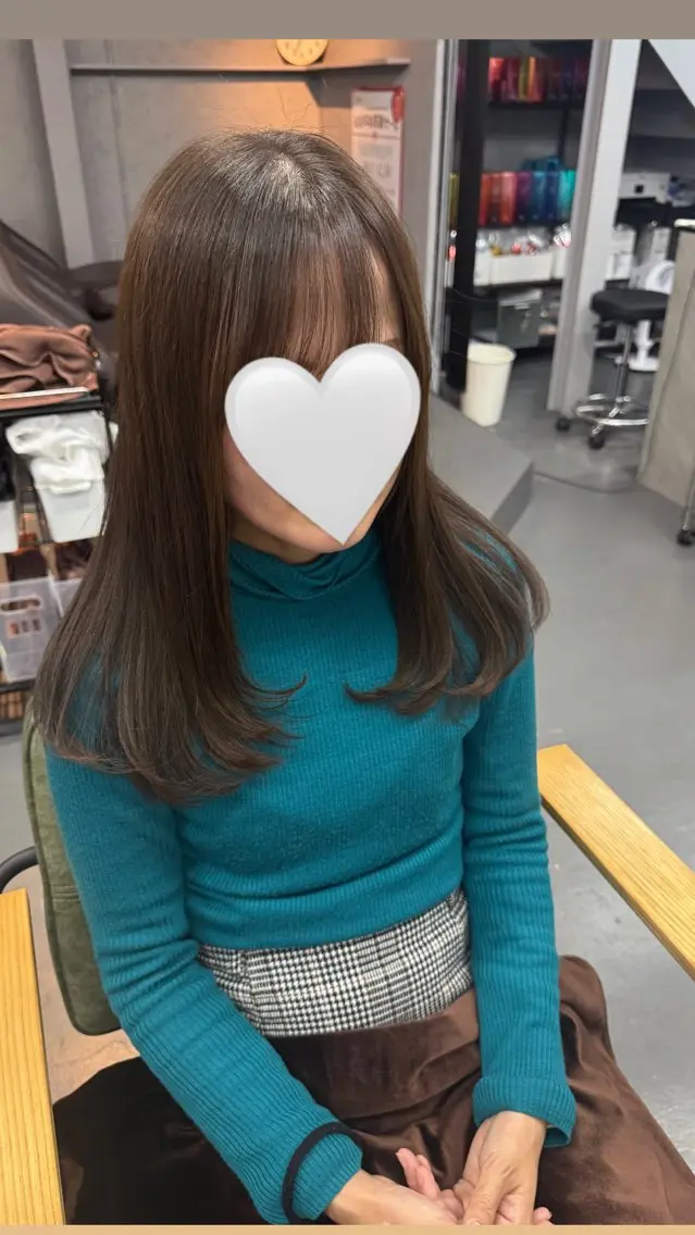 ロング カラー やぶかみ りんのヘアスタイル
