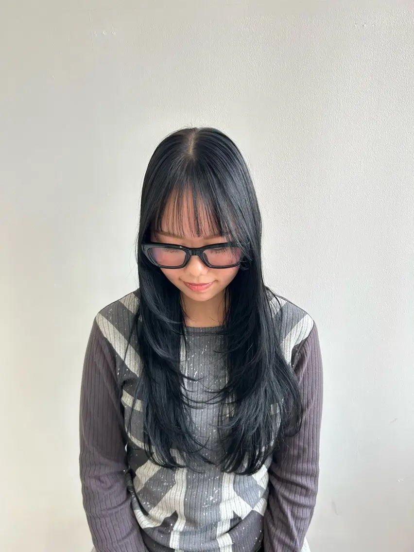 ロング カラー 伊田 実乃里のヘアスタイル