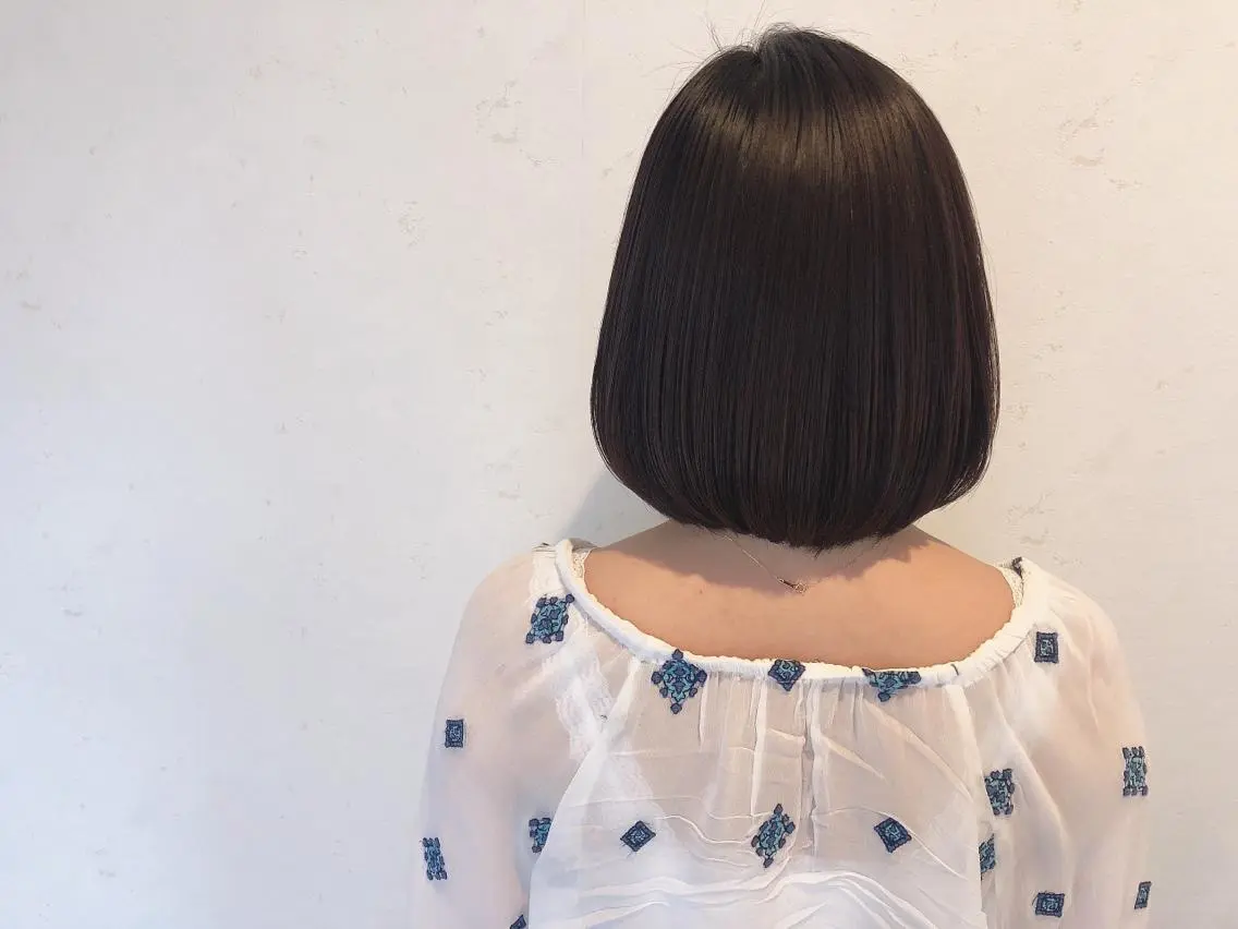 ミディアム カラー 伊藤 さやかのヘアスタイル