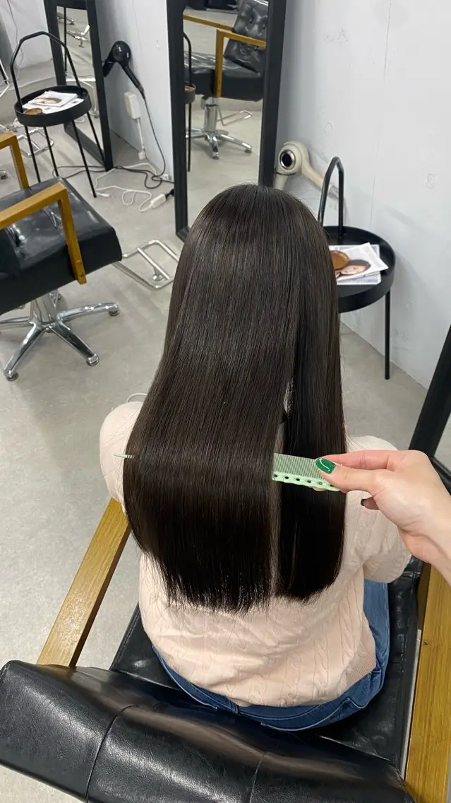 ロング 縮毛矯正 トリートメント 太田 すず香のヘアスタイル